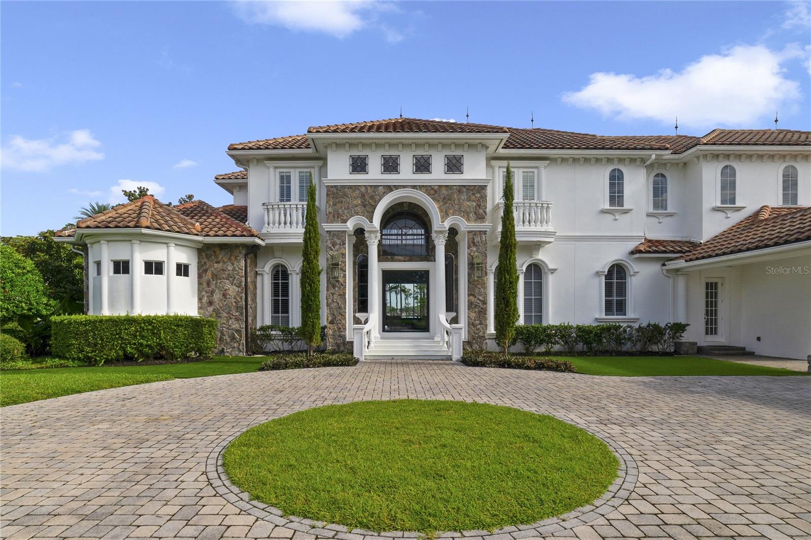 En Venta 9343 TIBET POINTE CIR, WINDERMERE, FL 34786