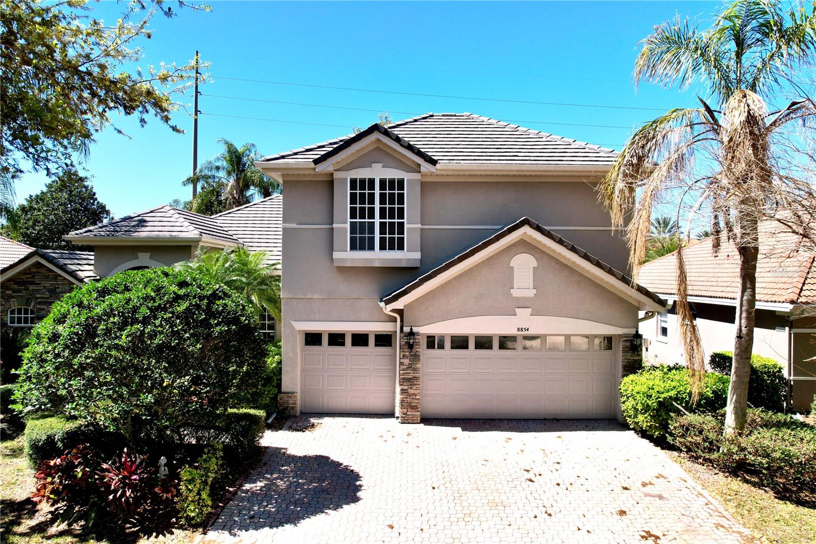 Foto de propiedad en 8854 OAK LANDINGS CT ORLANDO con MLS# O6287555