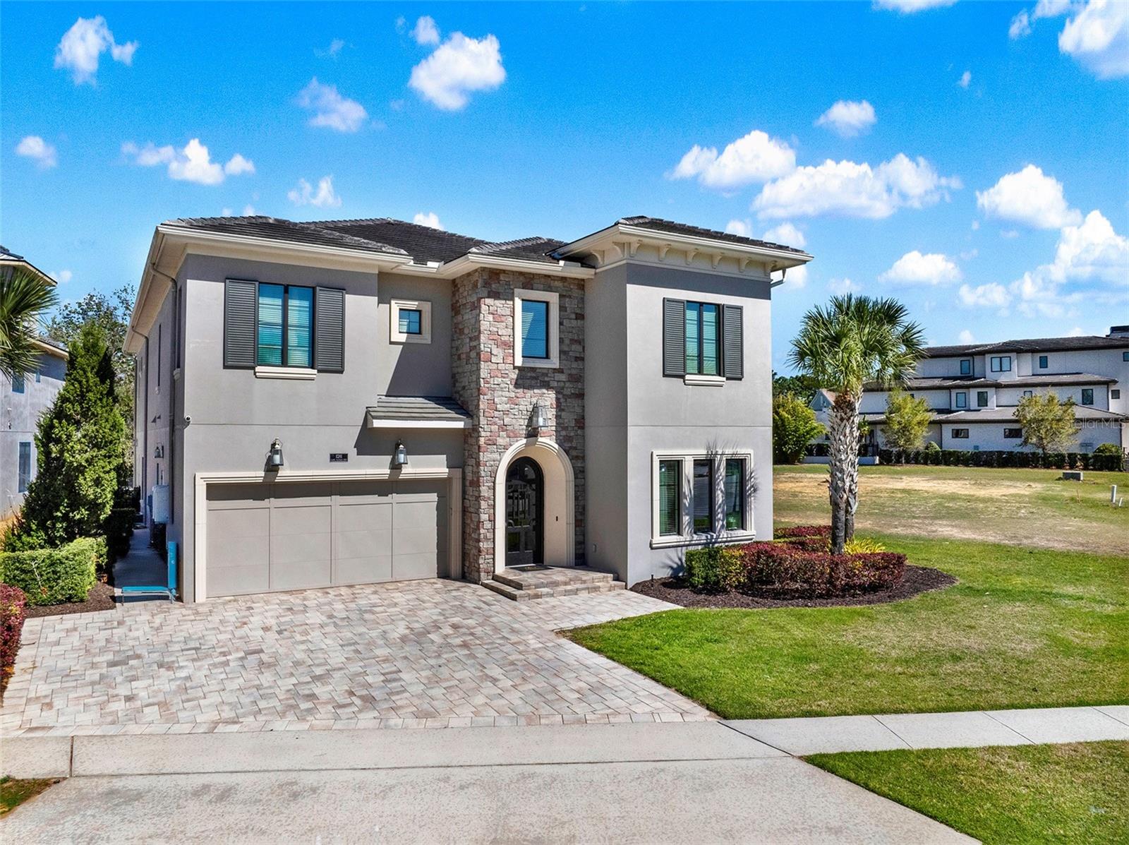 Foto de propiedad en 1281 GRAND TRAVERSE PKWY REUNION con MLS# O6288874