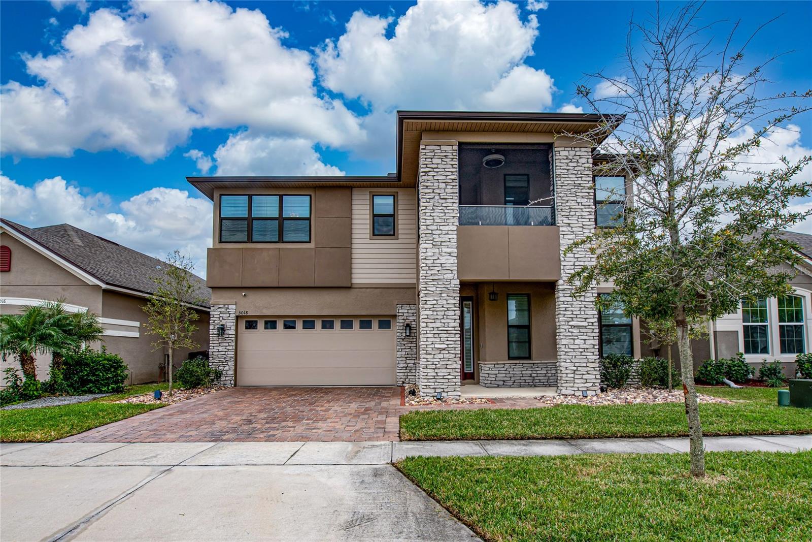Foto de propiedad en 3018 JARDIN ST KISSIMMEE con MLS# O6289904