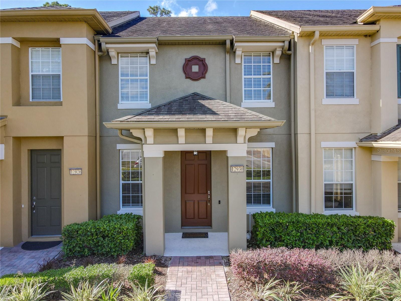 Foto de propiedad en 12930 VENNETTA WAY WINDERMERE con MLS# O6301208