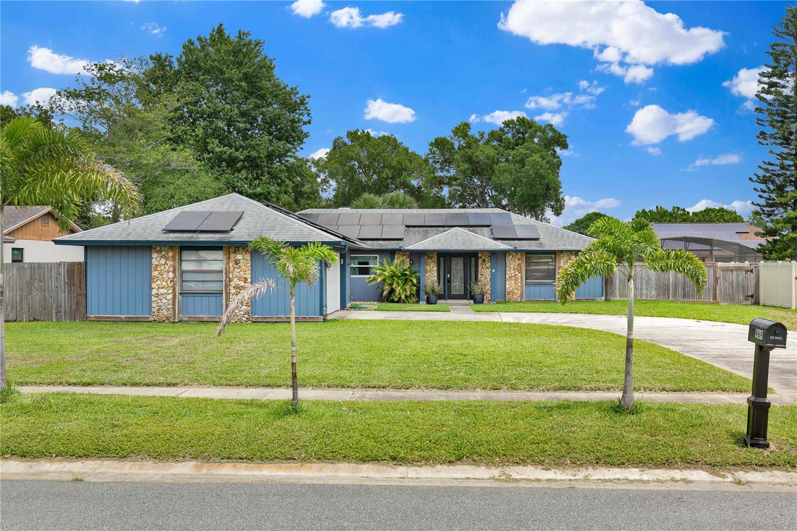 Foto de propiedad en 969 GRAN PASEO DR ORLANDO con MLS# O6311436