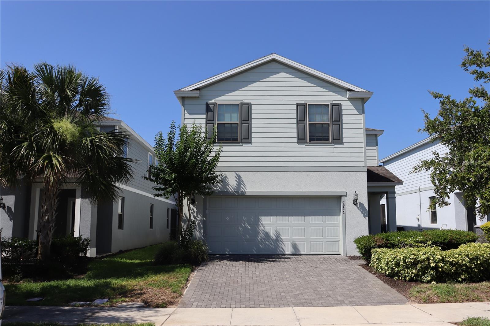 Foto de propiedad en 8926 ZURICH LN KISSIMMEE con MLS# O6311534