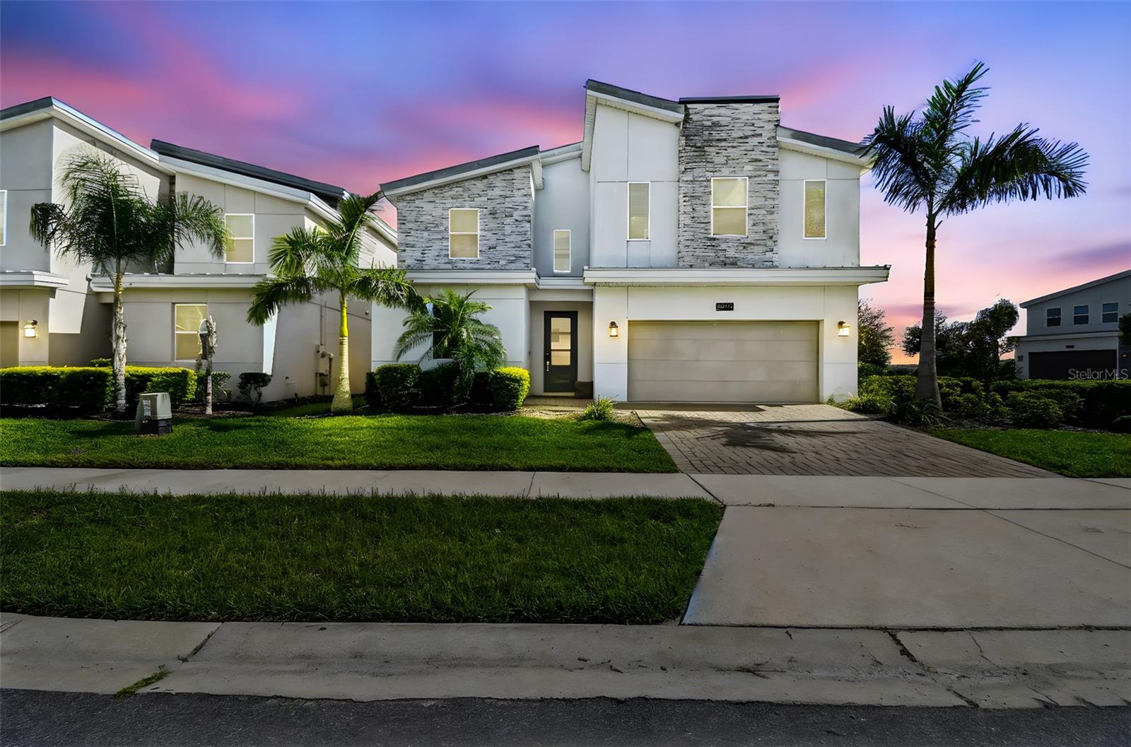 Foto de propiedad en 8844 CRUDEN BAY CT DAVENPORT con MLS# O6336651
