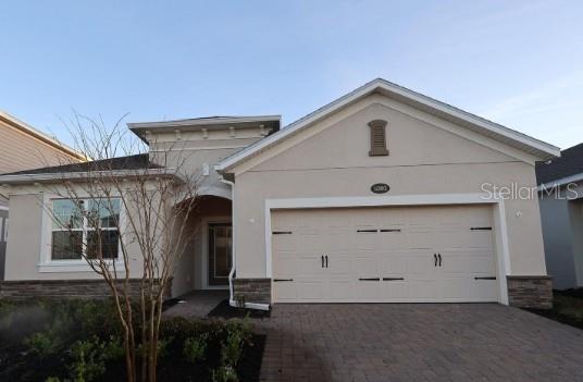 Foto de propiedad en 3802 WOLVES CREEK PL APOPKA con MLS# O6341322