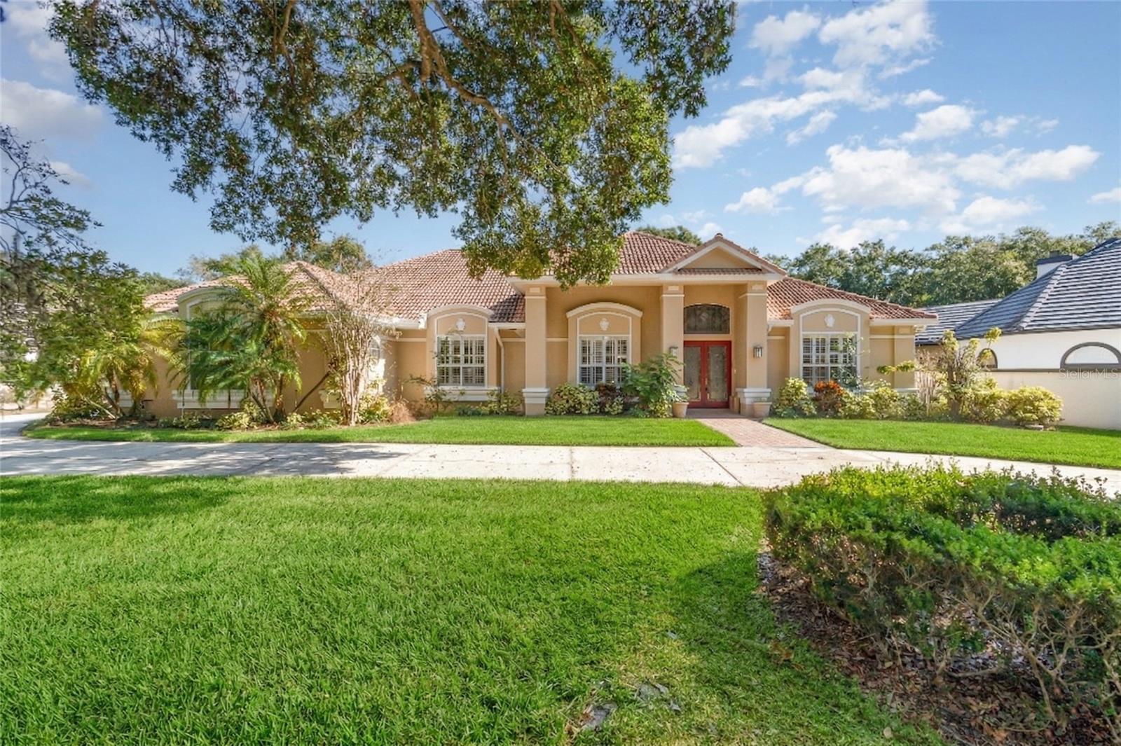 En Venta 9217 RIDGE PINE TRL, ORLANDO, FL 32819