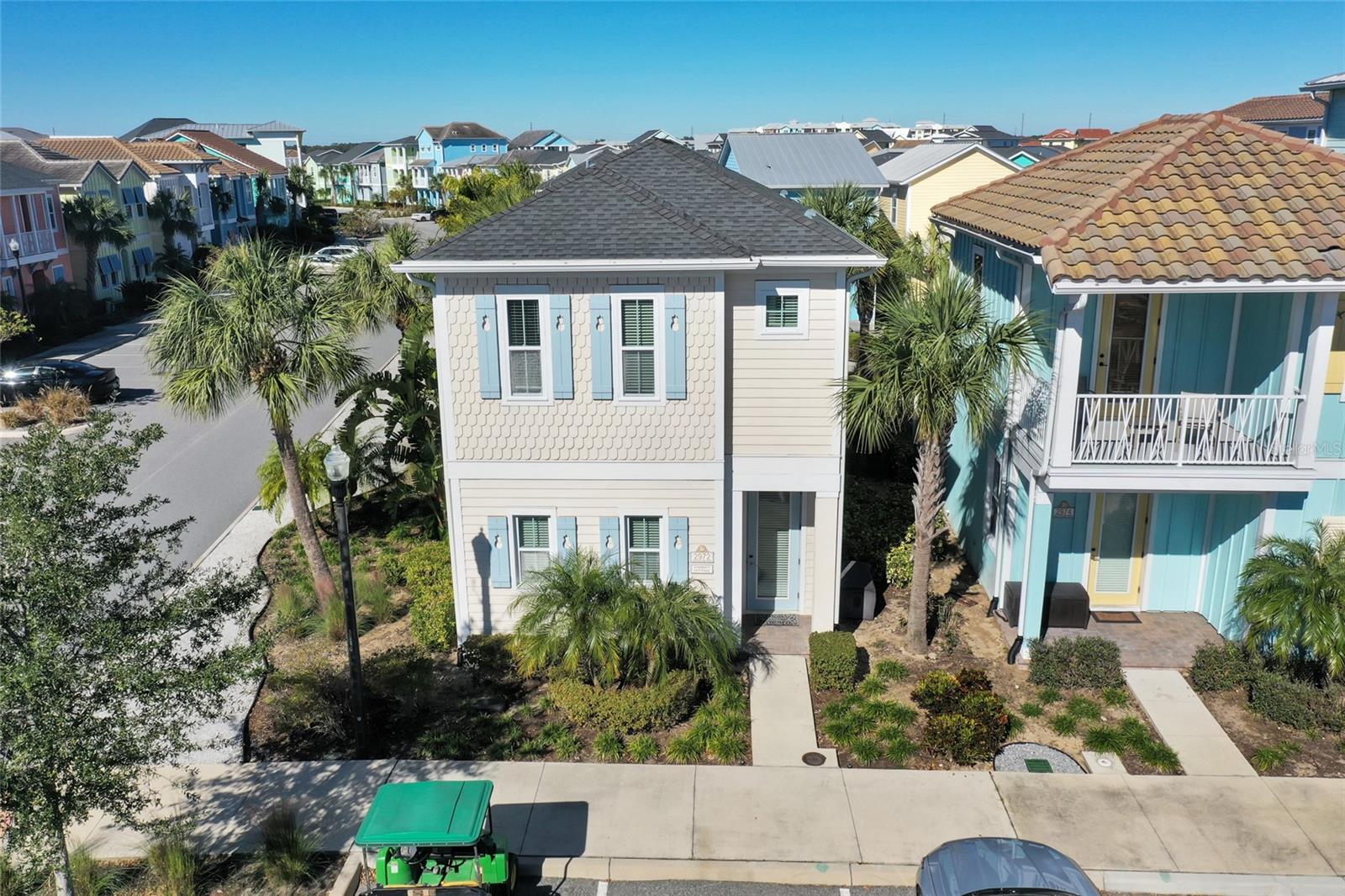 Foto de propiedad en 2972 SALTED RIM RD KISSIMMEE con MLS# O6346077