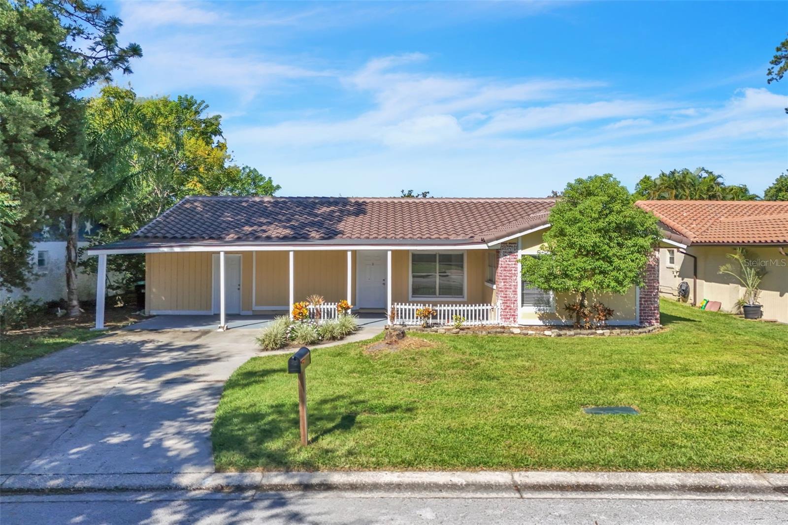 En Venta 10626 DEERGRASS LN, ORLANDO, FL 32821