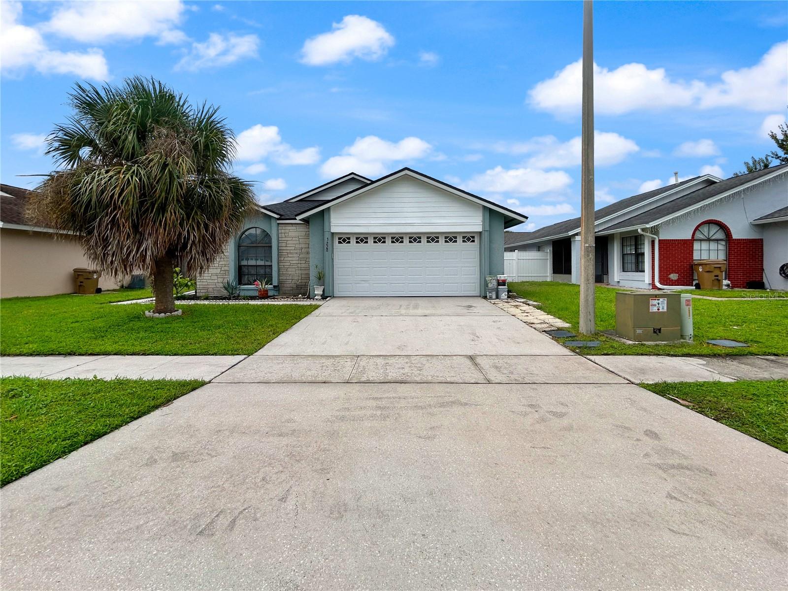 En Venta 3228 RUNNING BEAR WAY, KISSIMMEE, FL 34746
