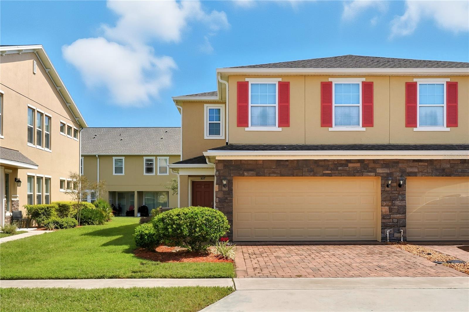 Foto de propiedad en 1617 MOHEGAN BLVD KISSIMMEE con MLS# O6349369
