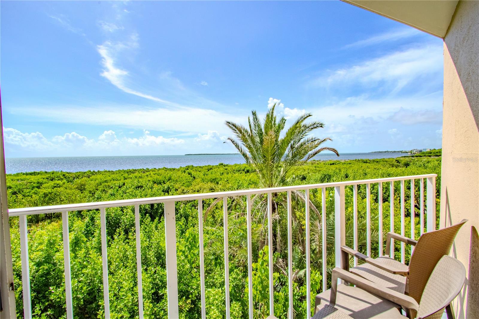 Foto de propiedad en 500 BURTON DR #4204 TAVERNIER con MLS# O6349943