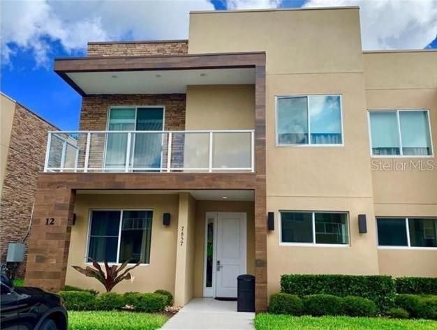 Foto de propiedad en 7657 RECIFE DR KISSIMMEE con MLS# O6350643