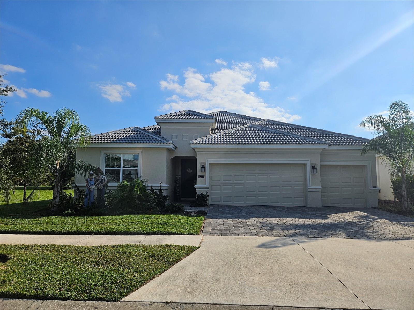 Foto de propiedad en 1351 OLYMPIC CLUB BLVD CHAMPIONS GATE con MLS# O6357112