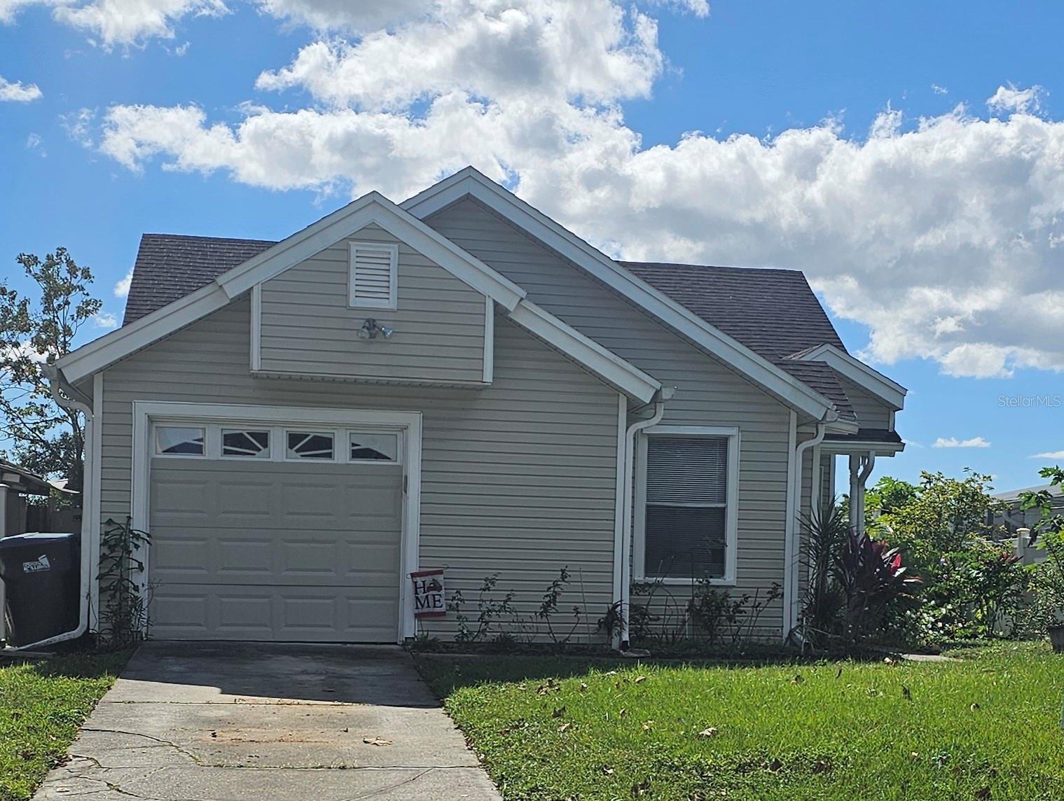 Foto de propiedad en 9906 SURREY RIDGE RD ORLANDO con MLS# O6357232