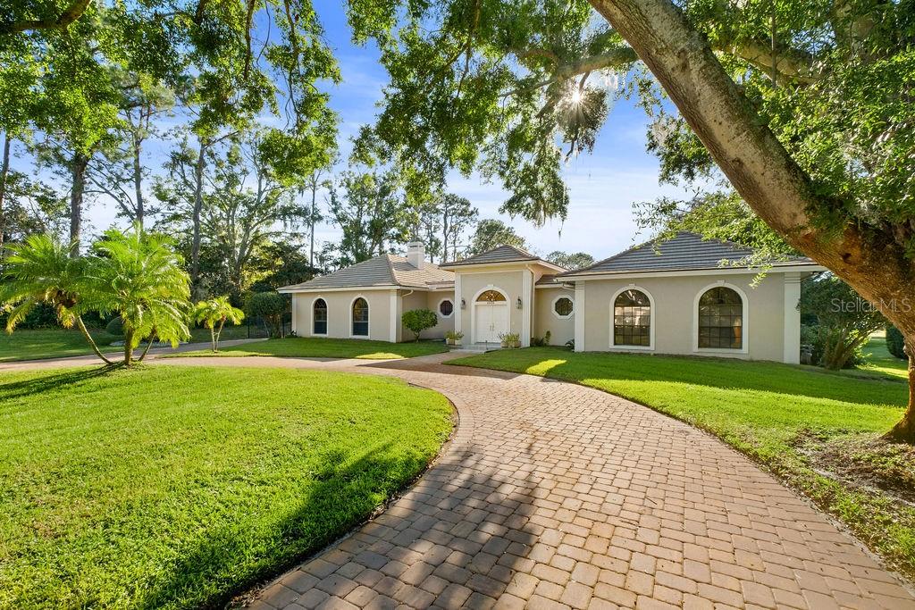 Foto de propiedad en 2958 MARQUESAS CT WINDERMERE con MLS# O6357302