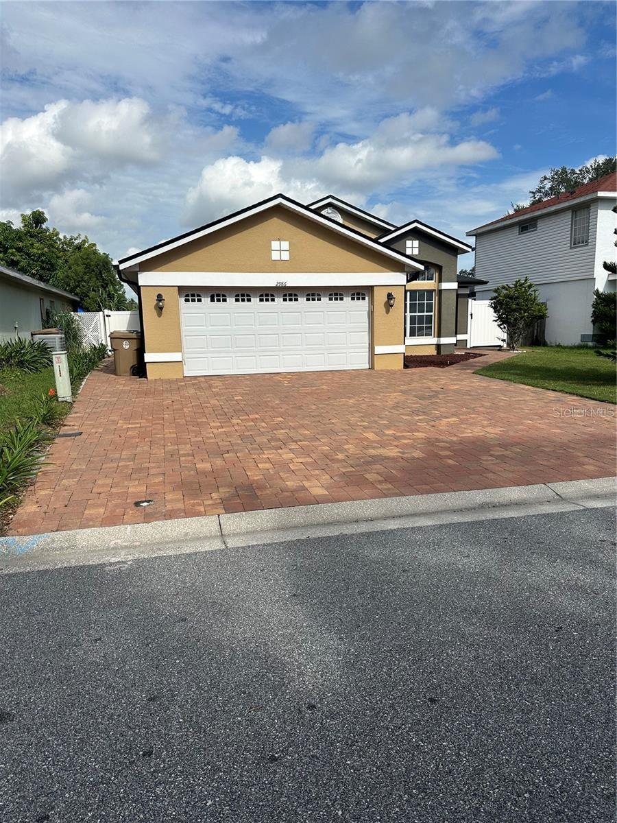 Foto de propiedad en 2986 STILLWATER DR KISSIMMEE con MLS# O6360521