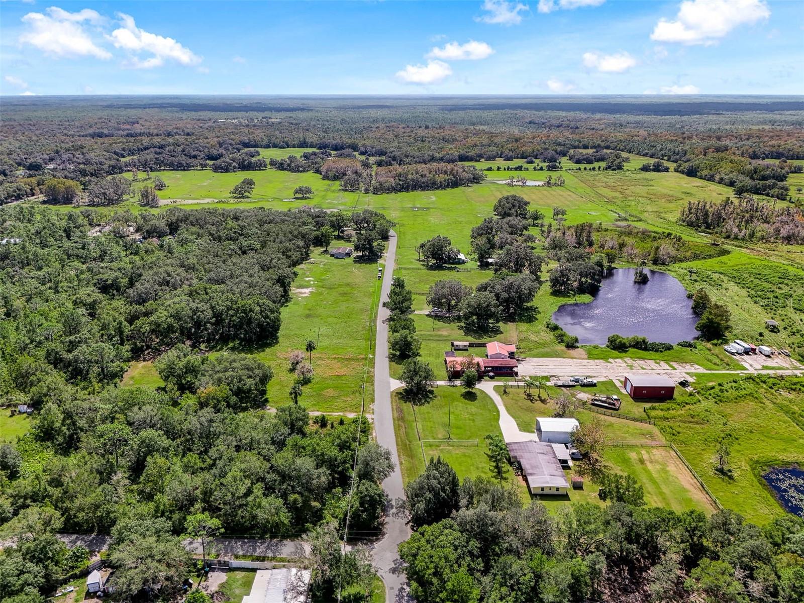 Foto de propiedad en 350 S 5TH ST ORLANDO con MLS# O6362527