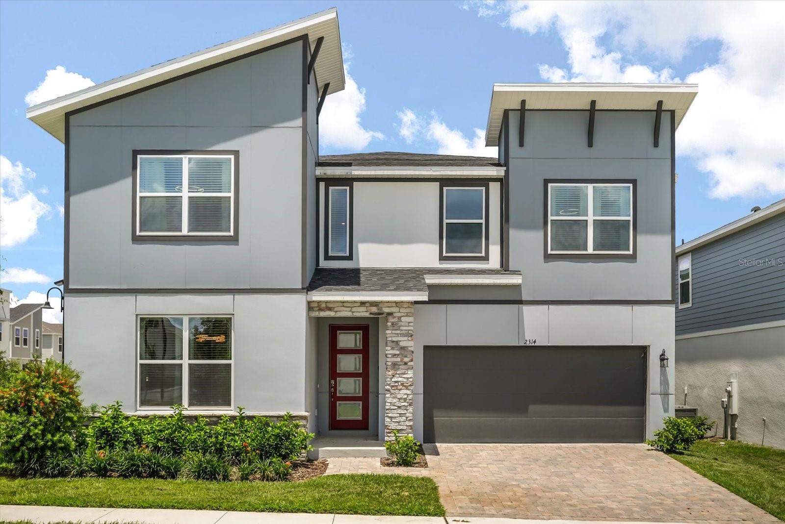 Foto de propiedad en 2314 CALM SHORE WAY KISSIMMEE con MLS# O6364031