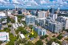 Foto de propiedad en 300 S EOLA DR ORLANDO con MLS# O6364441