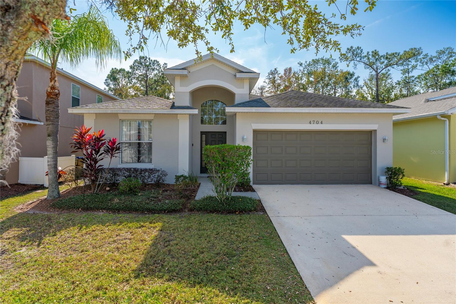 Foto de propiedad en 4704 BLUE DIAMOND ST KISSIMMEE con MLS# O6364805