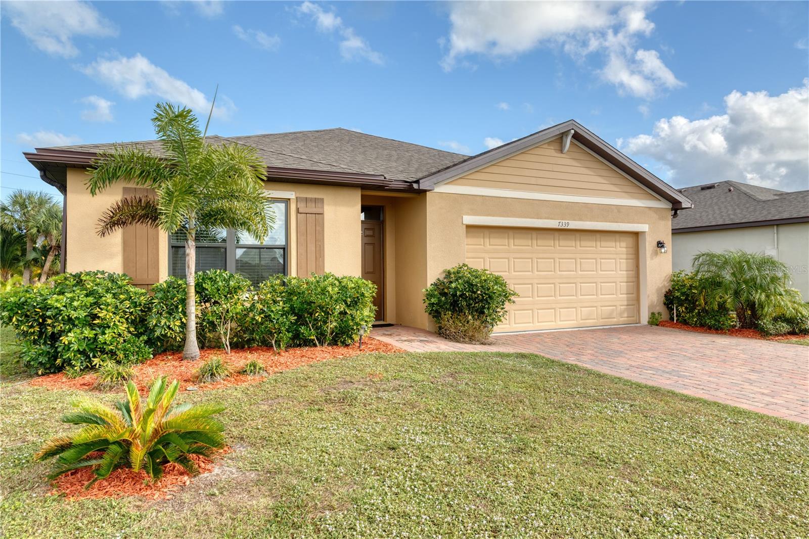 Foto de propiedad en 7339 TOURMALINE DR GRANT VALKARIA con MLS# O6367018