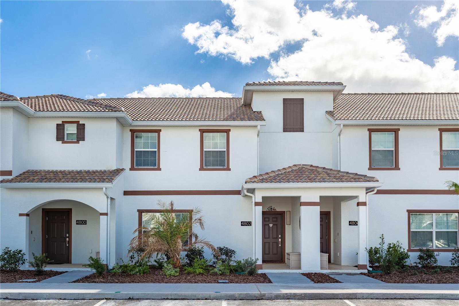 Foto de propiedad en 4802 LOVE STOREY LN KISSIMMEE con MLS# O6367676