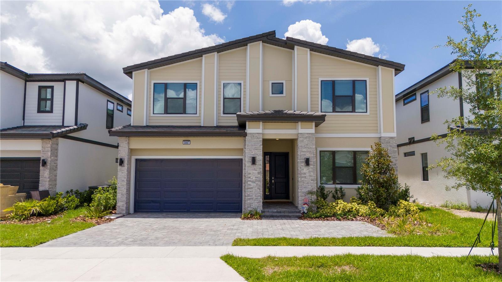 En Venta 5887 HIGH SEAS DR, ORLANDO, FL 32821