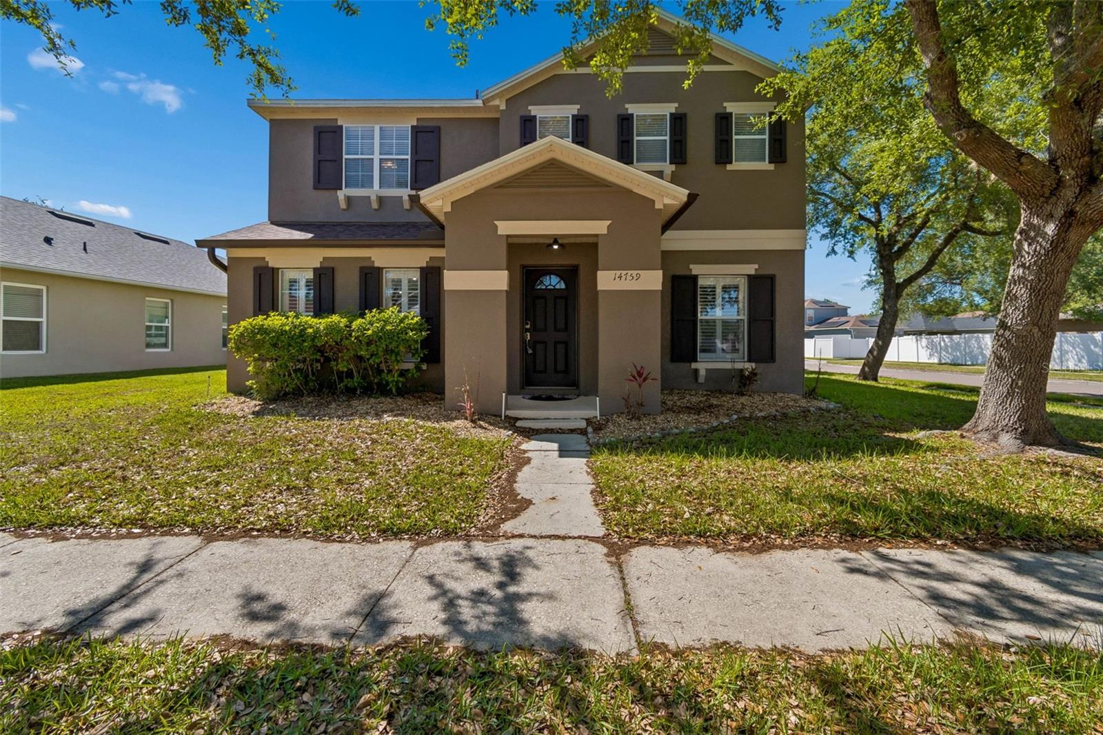 Foto de propiedad en 14759 ROYAL POINCIANA DR ORLANDO con MLS# O6371525