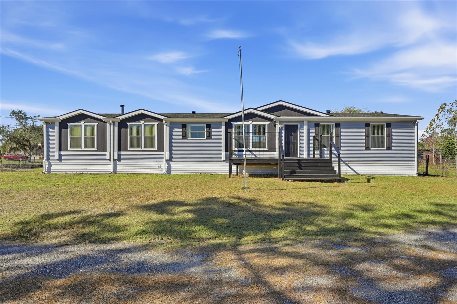 Foto de propiedad en 3844 KAISER AVE ST CLOUD con MLS# O6373949
