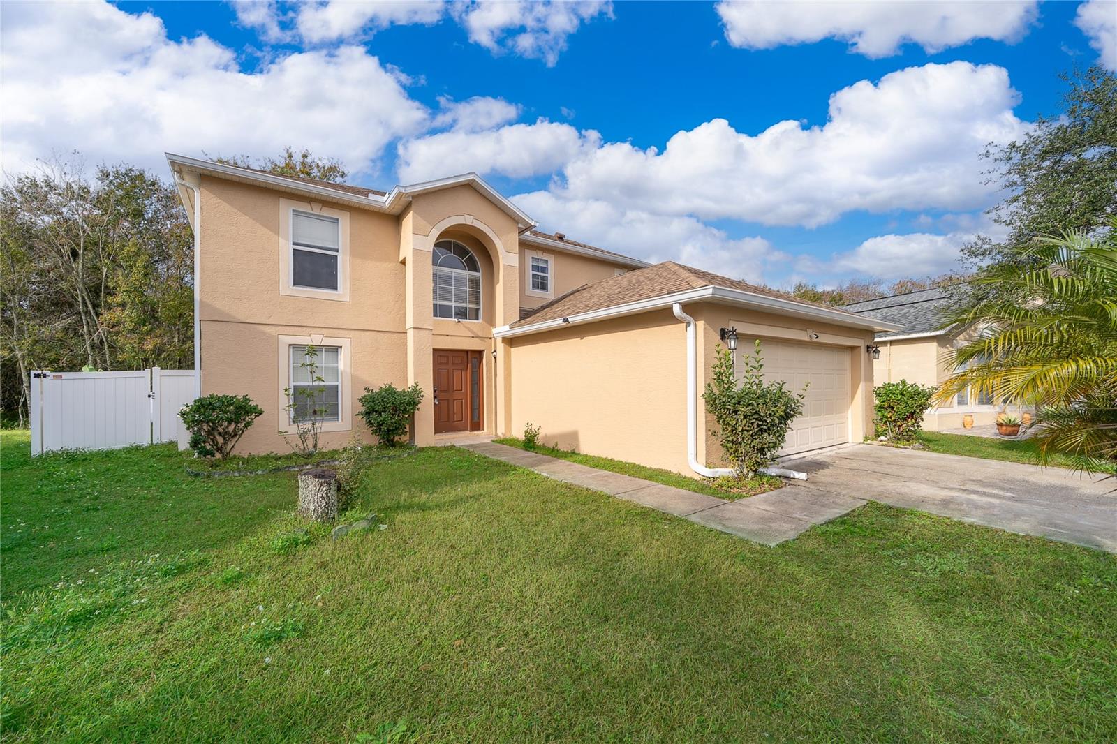 Foto de propiedad en 10409 LAXTON ST ORLANDO con MLS# O6374985