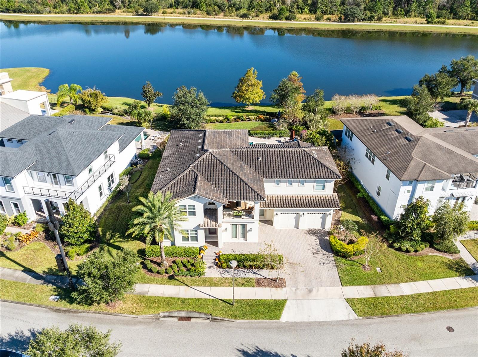 Foto de propiedad en 14153 CORRIGAN AVE ORLANDO con MLS# O6375117