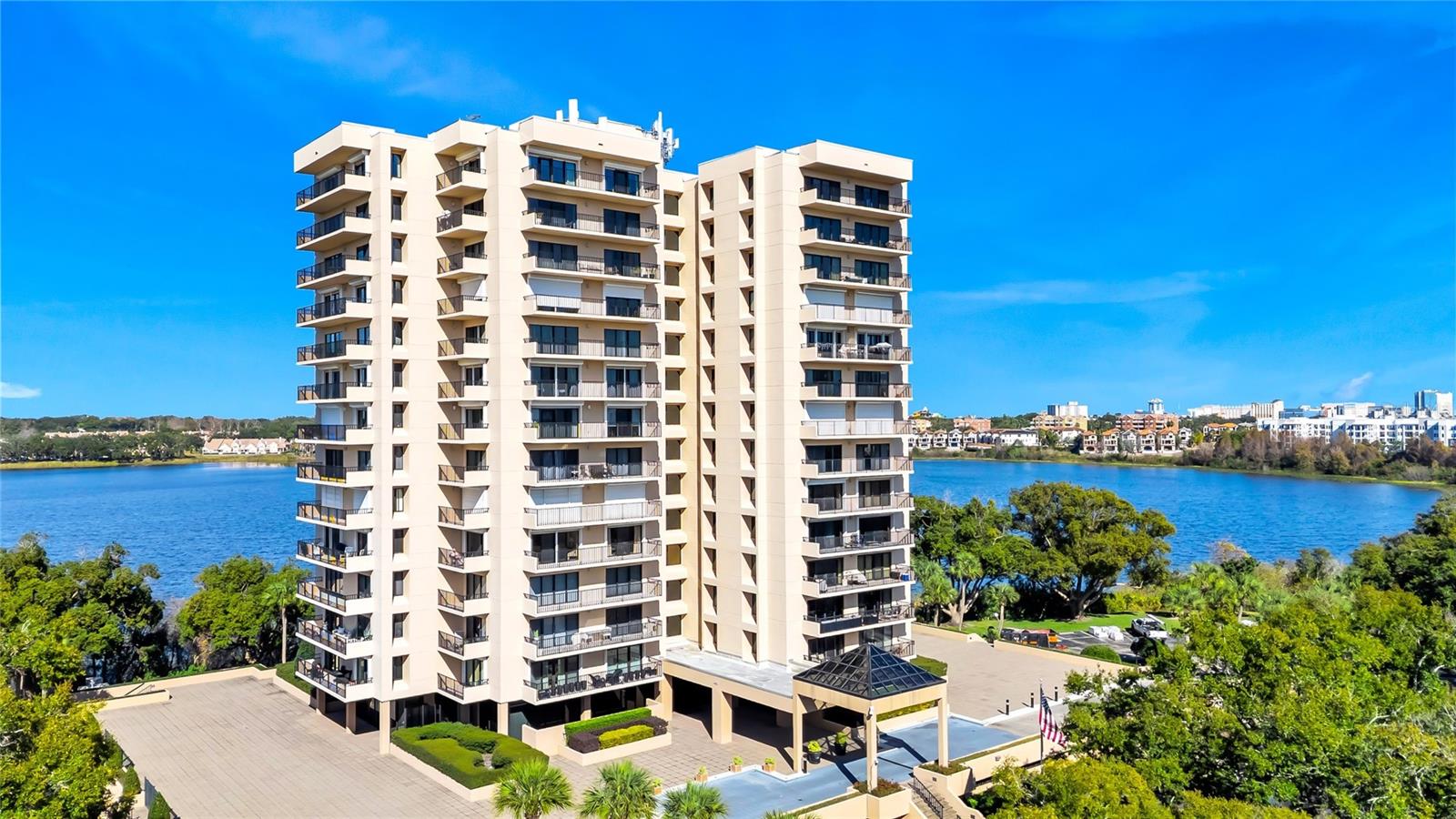 Foto de propiedad en 7550 HINSON ST #10A ORLANDO con MLS# O6375780