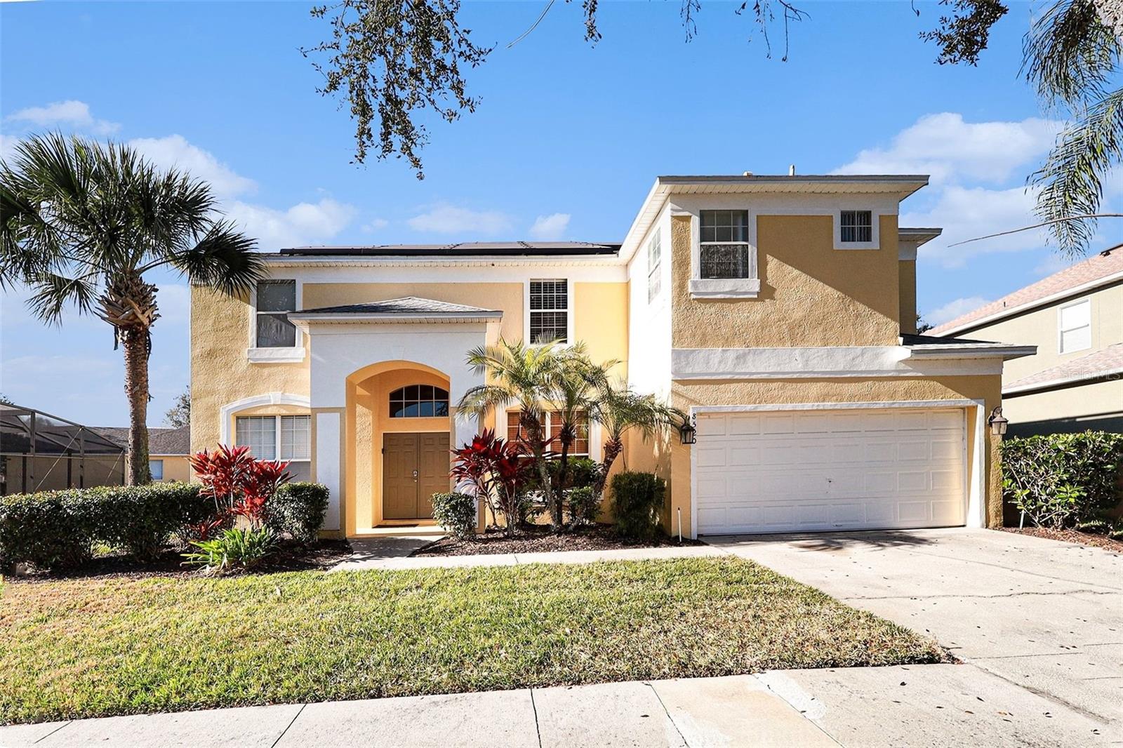 Foto de propiedad en 8520 LA ISLA DR KISSIMMEE con MLS# O6377229