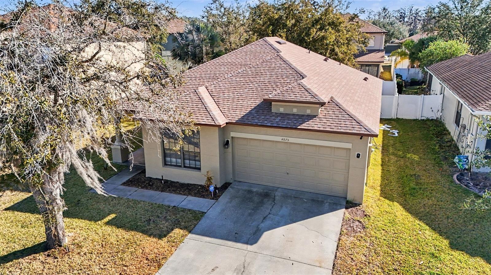 Foto de propiedad en 4875 SWEET CEDAR CIR ORLANDO con MLS# O6378847