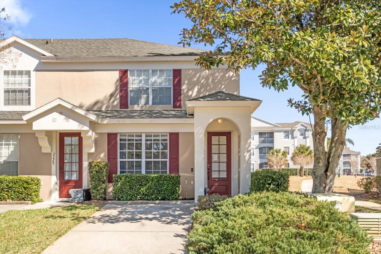 Foto de propiedad en 2323 SILVER PALM DR KISSIMMEE con MLS# O6380885