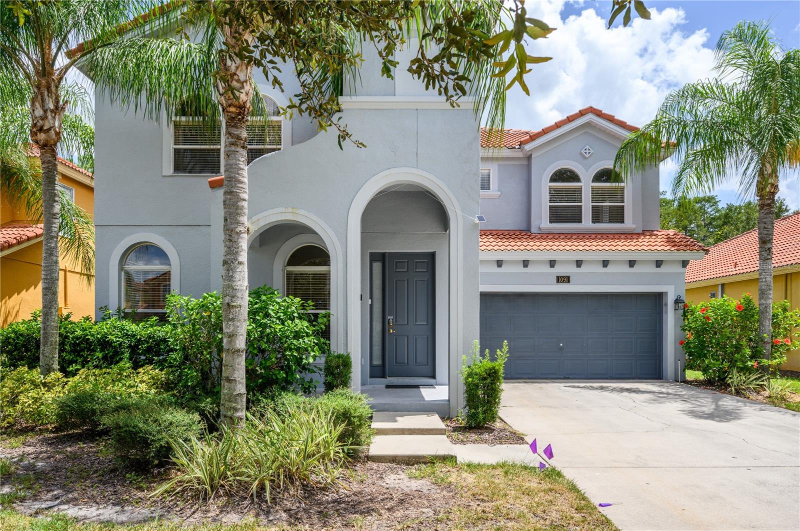 Foto de propiedad en 1091 MARCELLO BLVD KISSIMMEE con MLS# O6381209