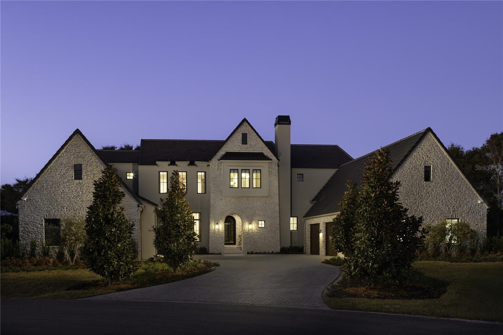 Foto de propiedad en 9323 GLADYS GARDEN CT WINDERMERE con MLS# O6381880