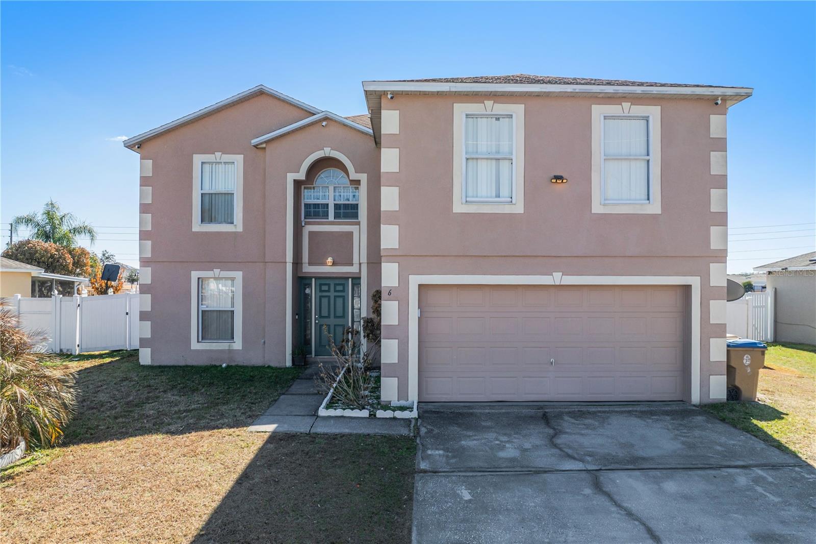 Foto de propiedad en 6 ALICANTE CT KISSIMMEE con MLS# O6382339