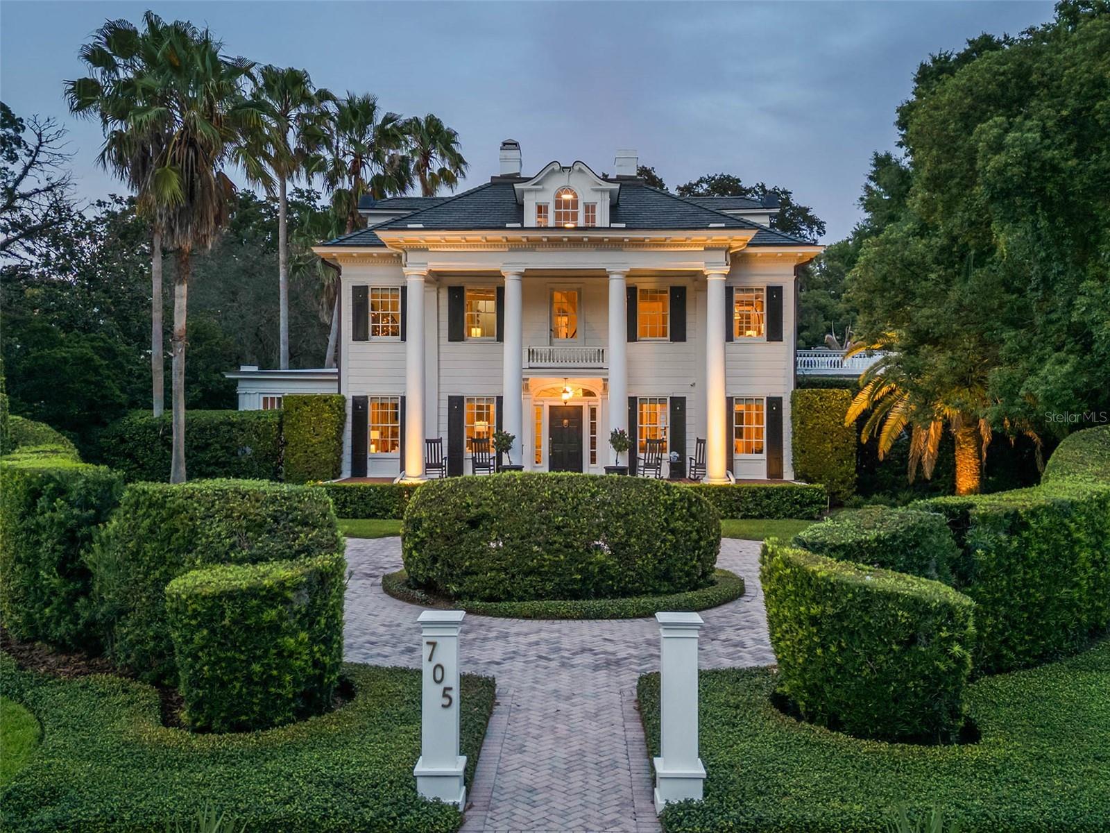 Foto de propiedad en 705 DELANEY AVE ORLANDO con MLS# O6382619
