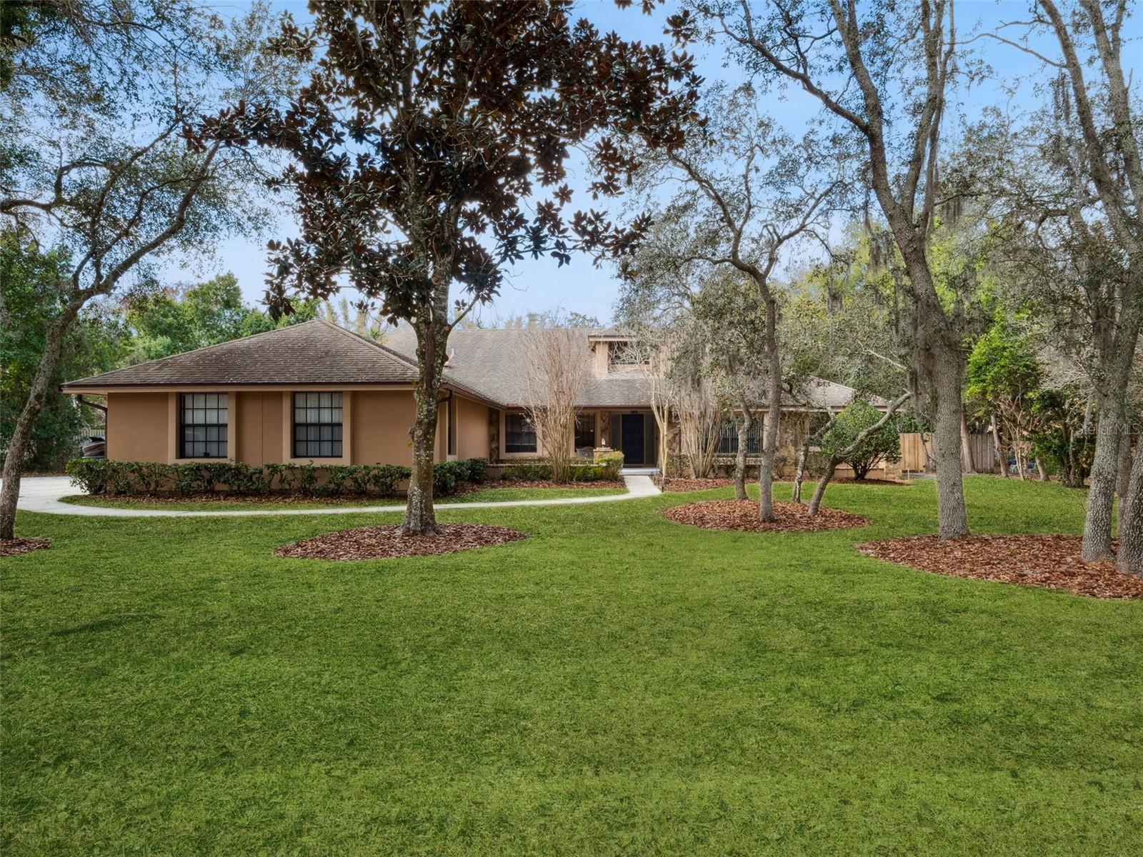 Foto de propiedad en 5314 SHADYWOOD LN ORLANDO con MLS# O6383621