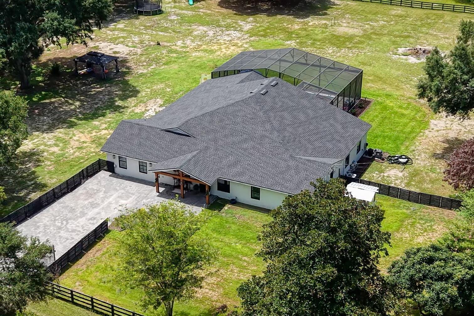 Foto de propiedad en 17224 OLD COUNTRY LN WINTER GARDEN con MLS# O6384075