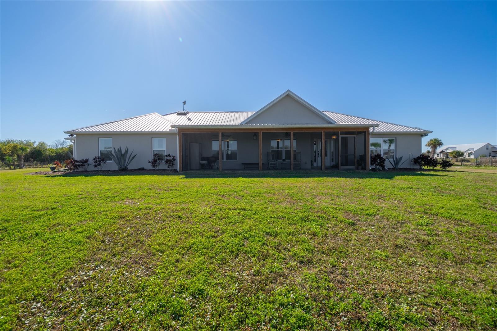 Foto de propiedad en 3440 HAMMOCK RD MIMS con MLS# O6385673