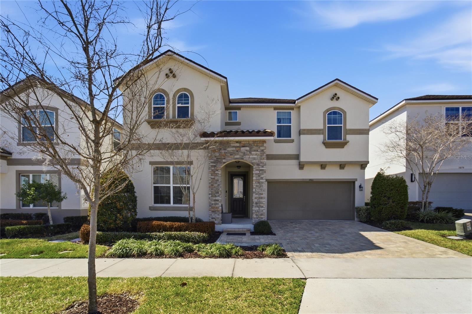 En Venta 1860 SAWYER PALM PL, KISSIMMEE, FL 34747