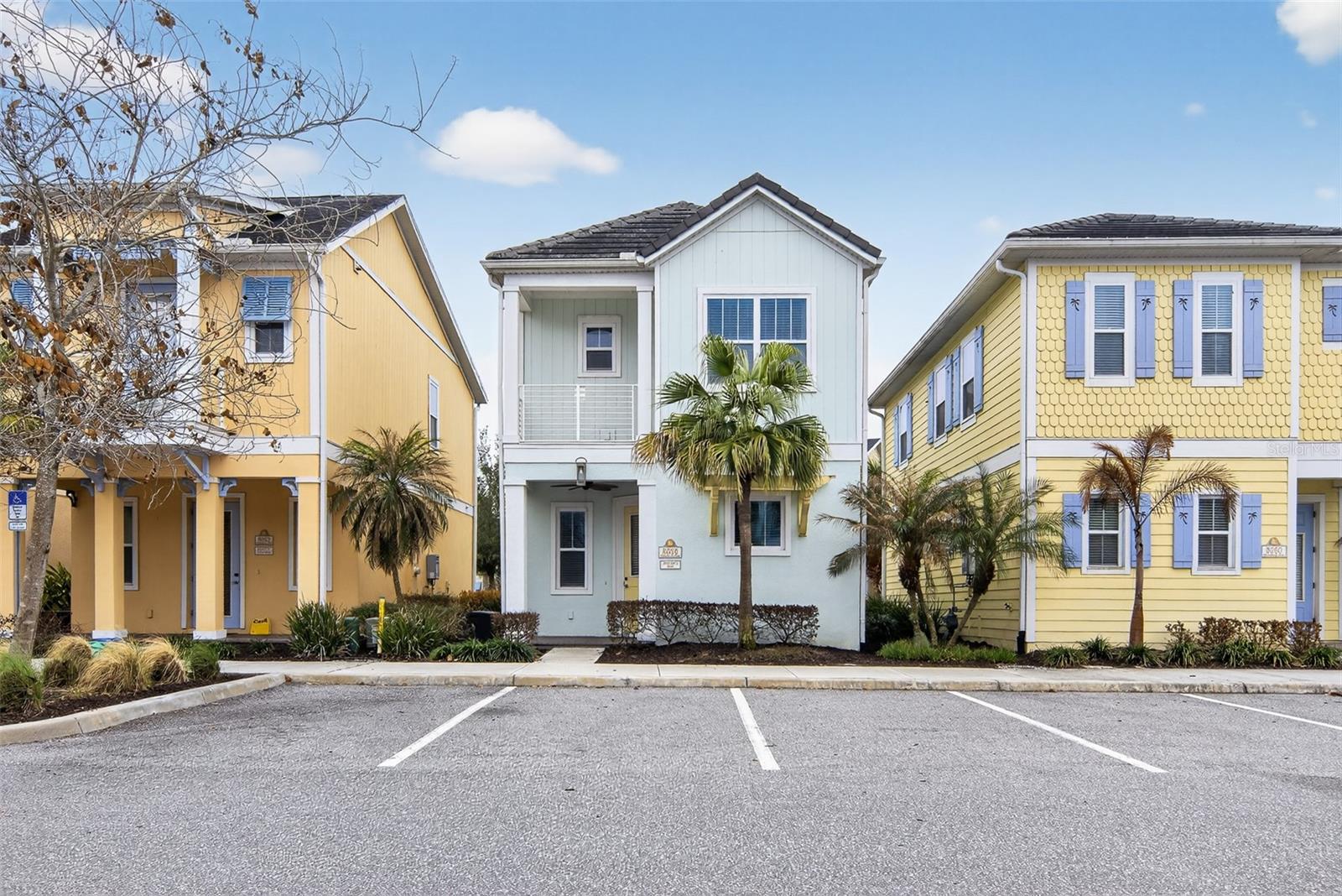 Foto de propiedad en 8056 DREAMSICLE DR KISSIMMEE con MLS# O6387518