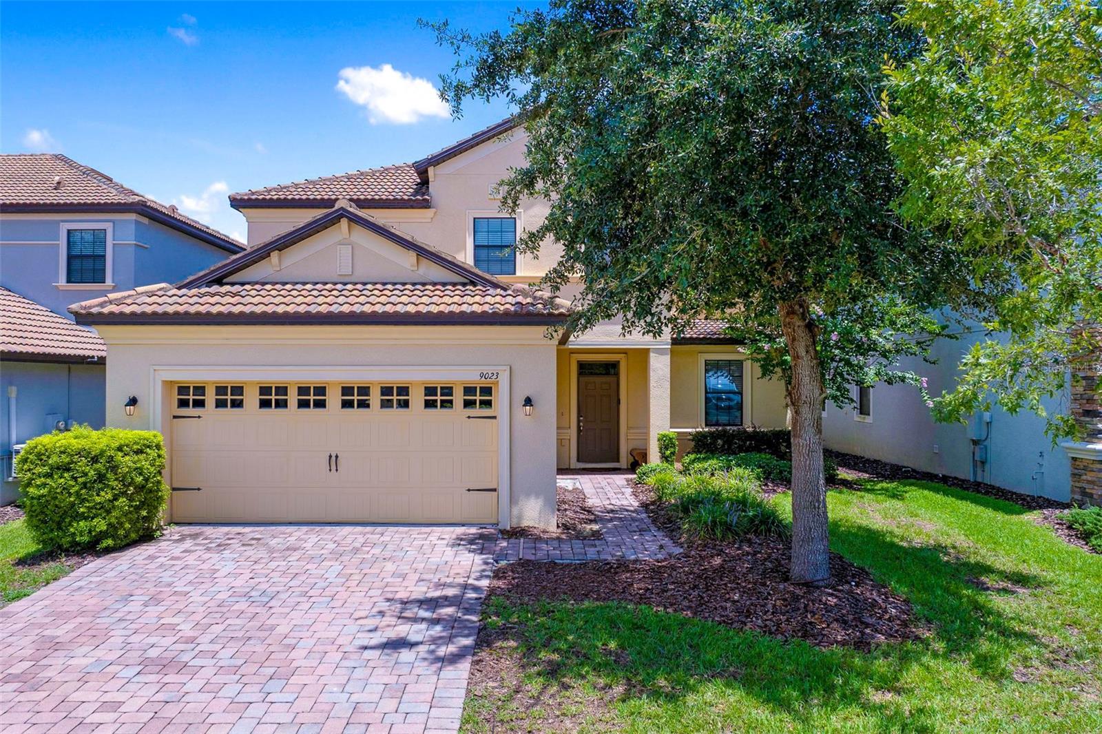 Foto de propiedad en 9023 SHADOW MOUNTAIN ST DAVENPORT con MLS# O6389397