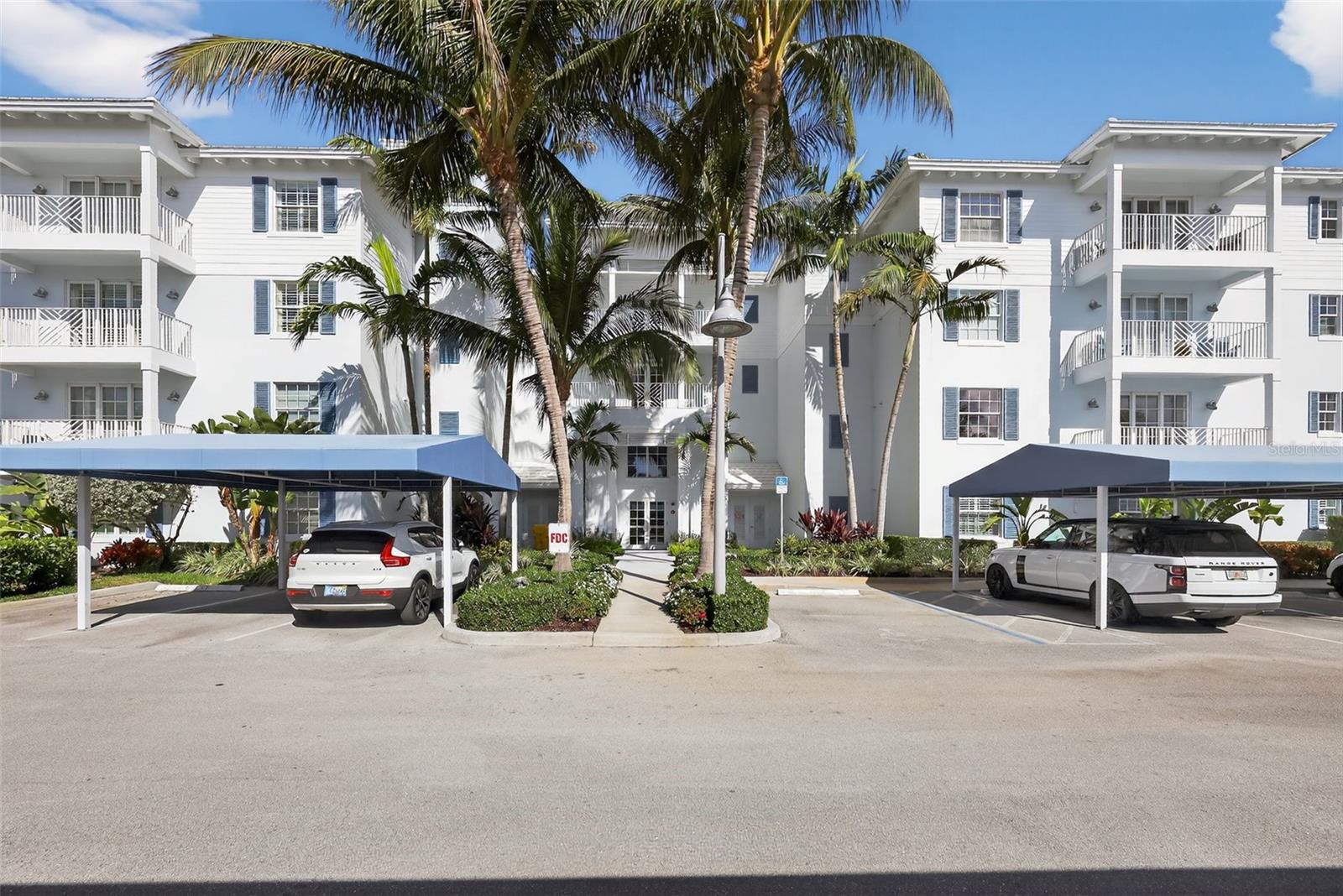En Venta 915 BAY COLONY DR S #S, JUNO BEACH, FL 33408