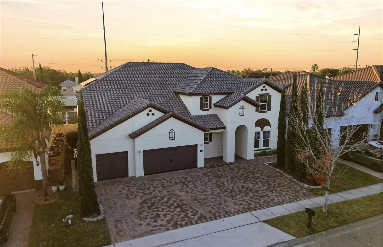 Foto de propiedad en 7969 CHILTON DR ORLANDO con MLS# O6390466