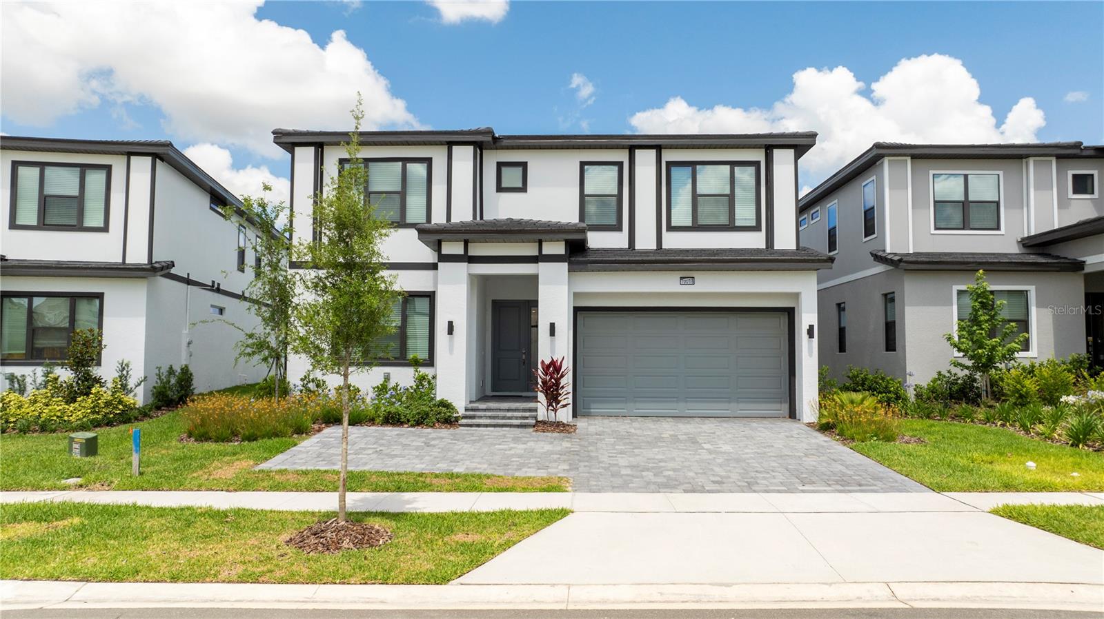 Foto de propiedad en 10018 VOYAGER WAY ORLANDO con MLS# O6390488