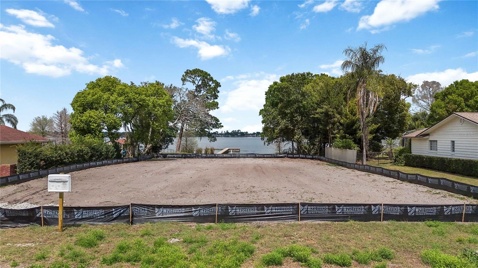 Foto de propiedad en 2815 TRENTWOOD BLVD BELLE ISLE con MLS# O6390555