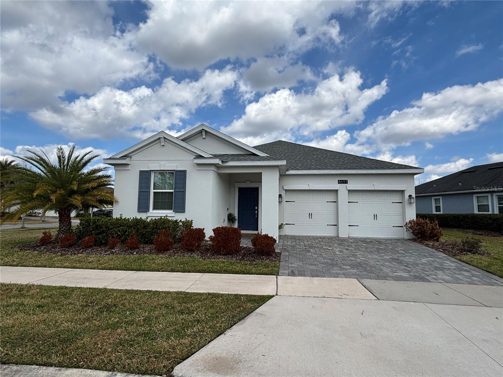 Foto de propiedad en 4697 FAIRY TALE CIR KISSIMMEE con MLS# O6391103
